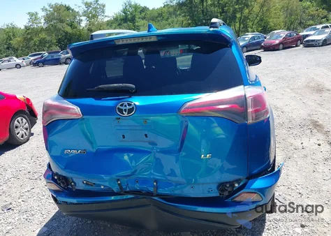 2016 Toyota Rav4 Le z USA, uszkodzony, nr VIN JTMZFREV1GJ094294